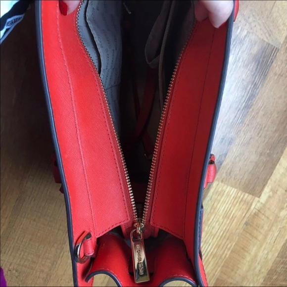 Michael Kors Bag - Picture 3 of 7